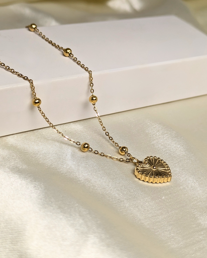 Dazzling Double sided Heart Necklace