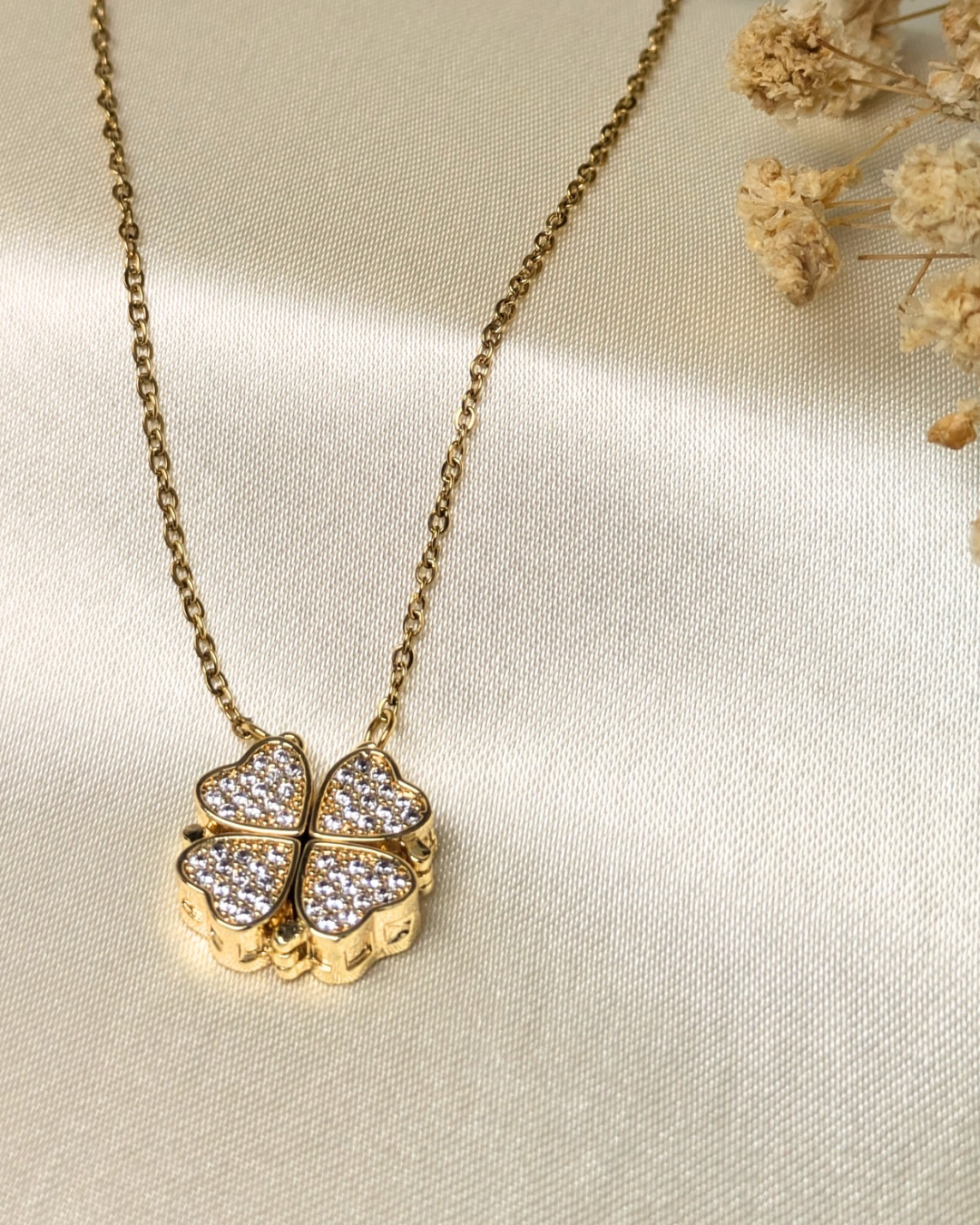 4-Pcs Diamond-Studded Heart Necklace