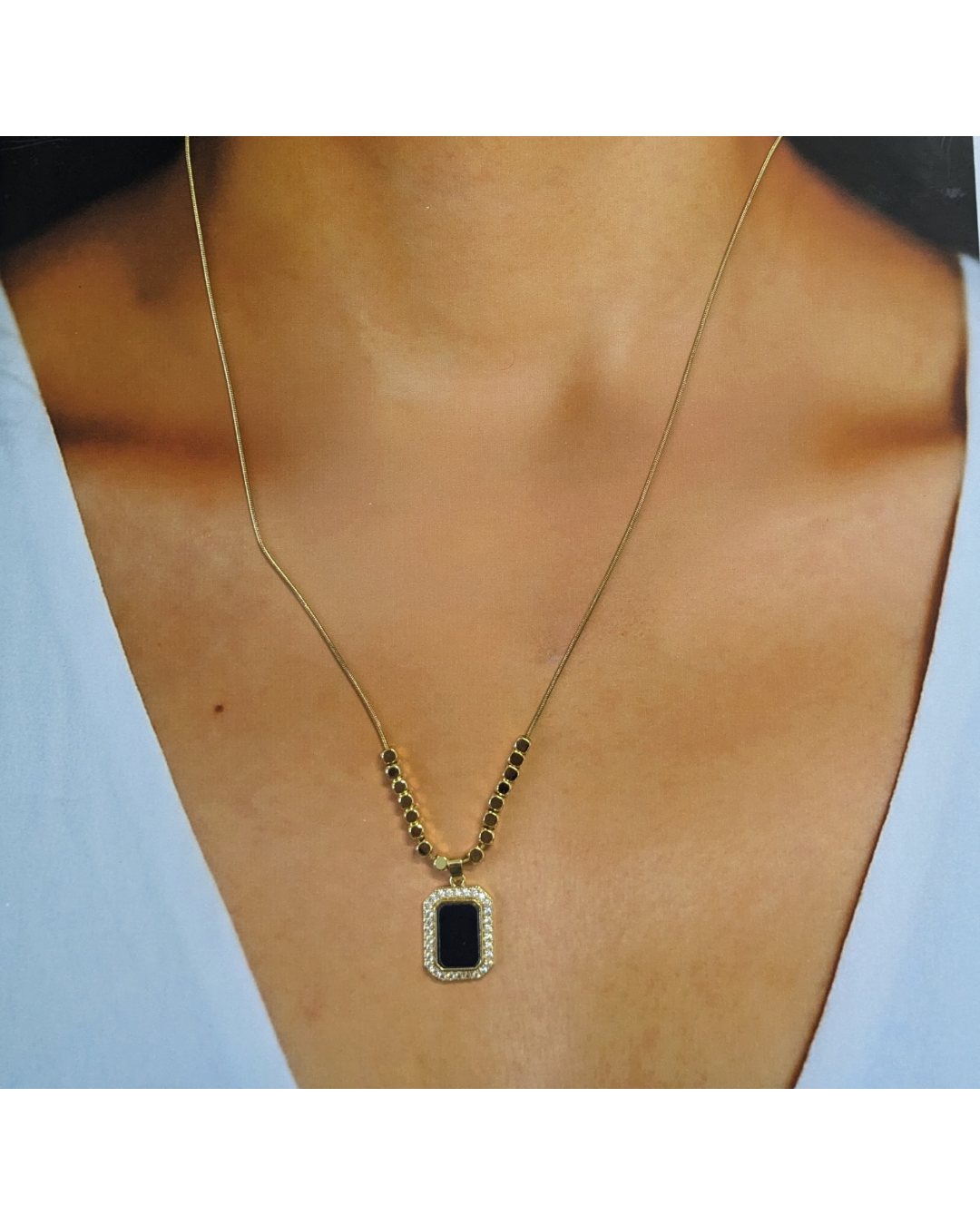 Square Beads Black Pendant Necklace