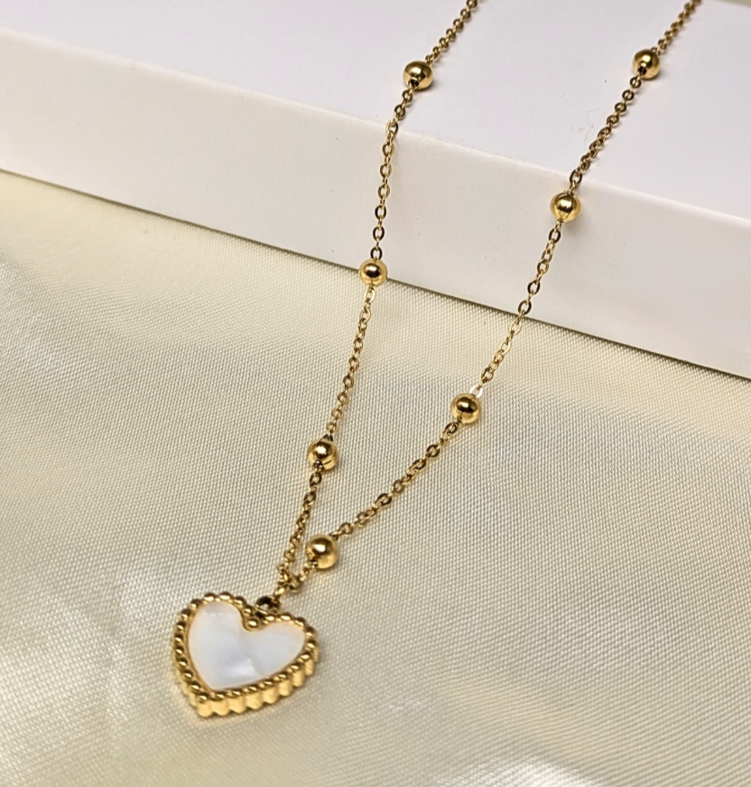 Dazzling Double sided Heart Necklace